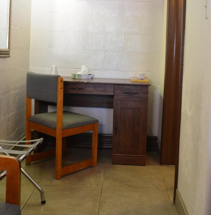 Western Hills Motel Flagstaff Bagian luar foto