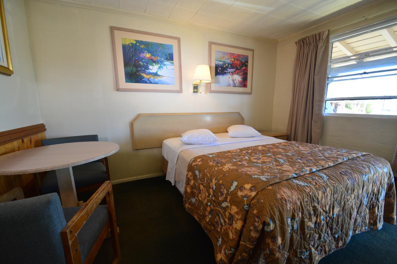 Western Hills Motel Flagstaff Bagian luar foto